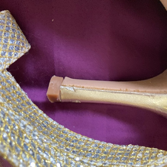 Metallic Gold Katreenia High Heels by Rampage, sz 7 - 3.5” heel - Picture 9 of 11